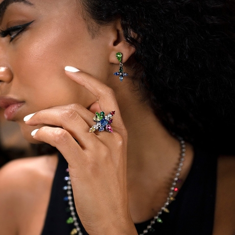 These beautiful jewelry will add a wonderful touch to your outfit. What more could you ask for? Color, sparkle, durability, these jewelry pieces are just perfect. Just like you! 💜 

-

Ces magnifiques bijoux ajouteront une touche merveilleuse à vos tenues. Quoi demander de plus ? Couleur, éclat, durabilité, ces bijoux sont tout simplement parfaits. Tout comme vous ! 💜 

#jewelry #jewels #fashion #beautiful #shine #shiny
